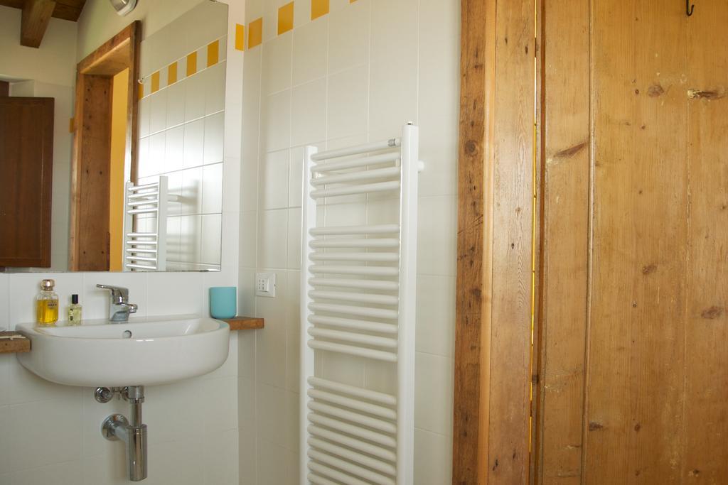 Cascina Delle Mele Bed & Breakfast Vittuone Luaran gambar